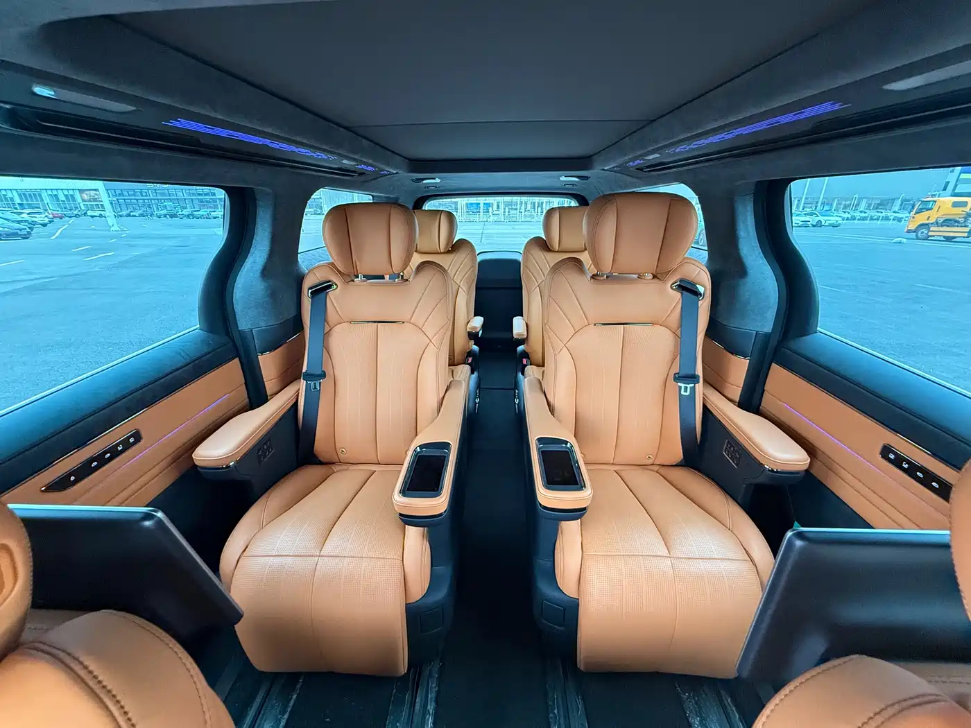 GEELY GALAXY WING TRUE L380