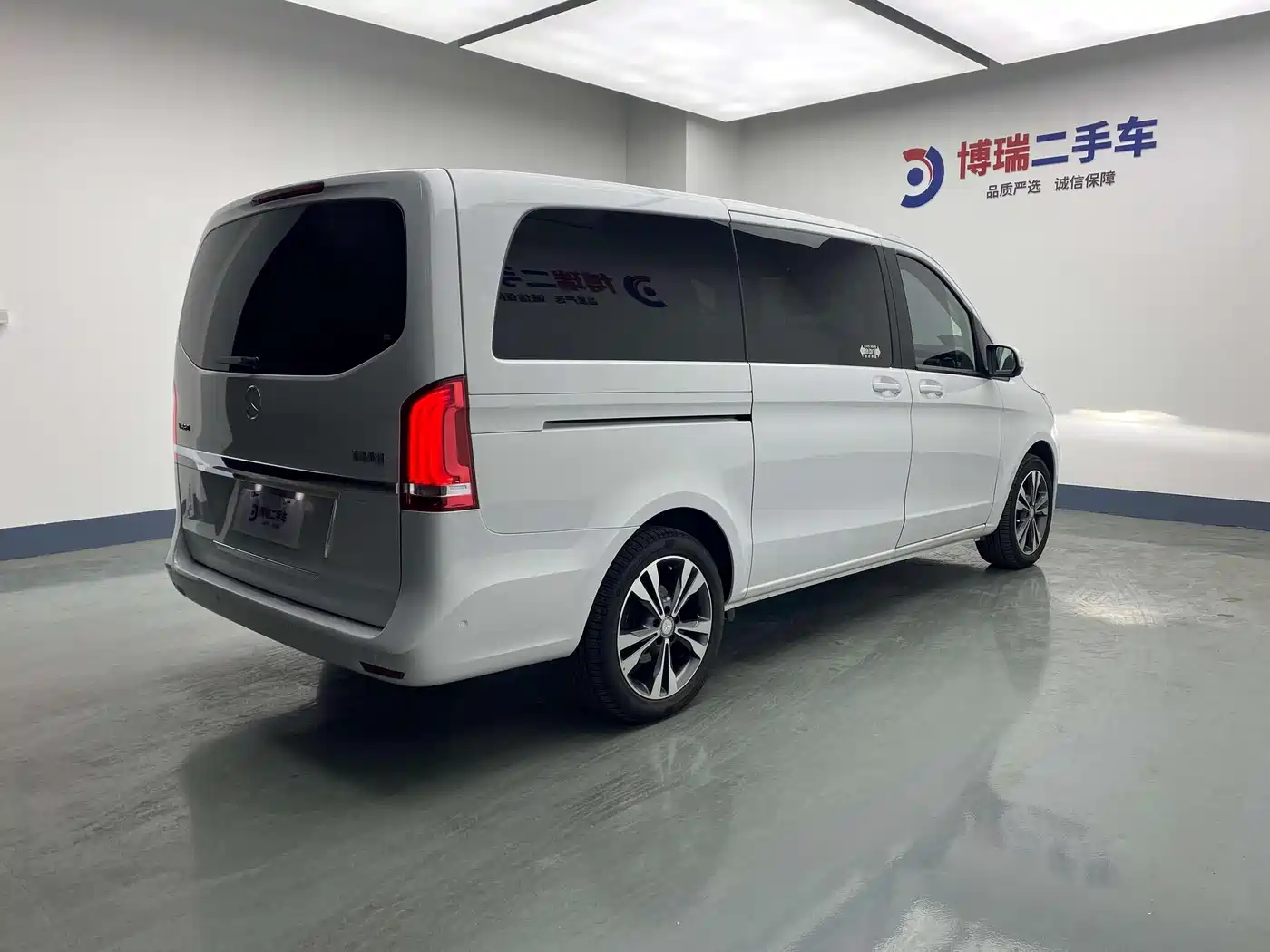 Mercedes-Benz V-Class 2016 V 260 Navigator фото 7