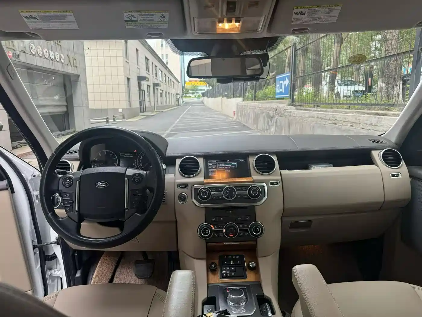 Фото 7 - Land Rover Discovery