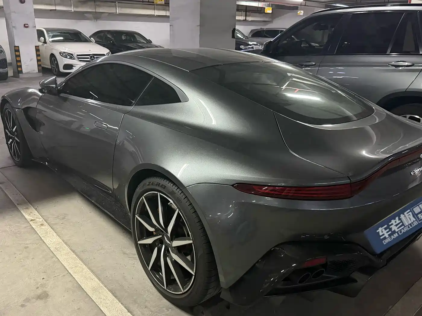 Aston Martin V8 Vantage 2020 2018 4.0T V8 Coupe