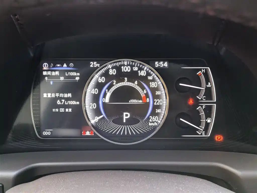 Фото 4 - Lexus ES