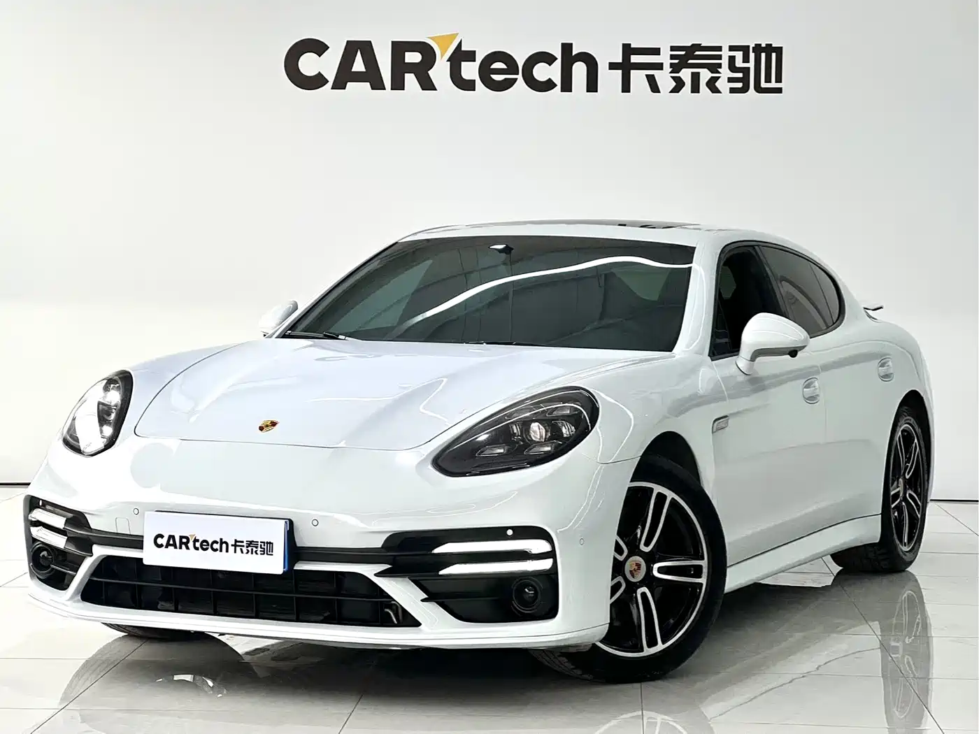 Porsche Panamera 2013 Panamera Platinum Edition 3.6L