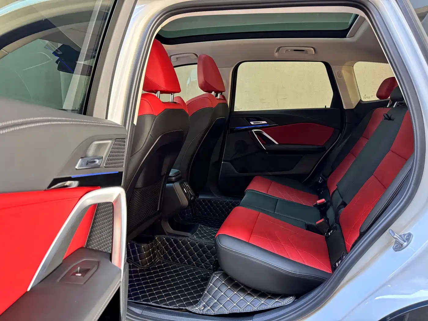 BMW X1 2023 sDrive20Li X Design Package фото 7