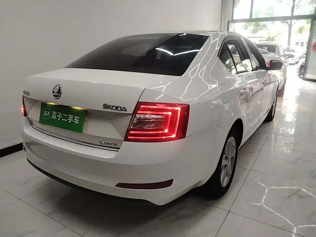Škoda Octavia 2015 1.6L Automatic逸俊版 фото 7