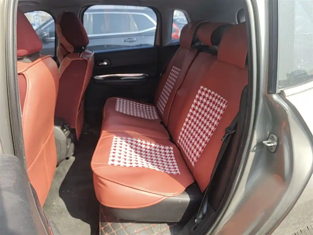 Peugeot 3008 2015 1.6THP Automatic Classic Edition фото 15