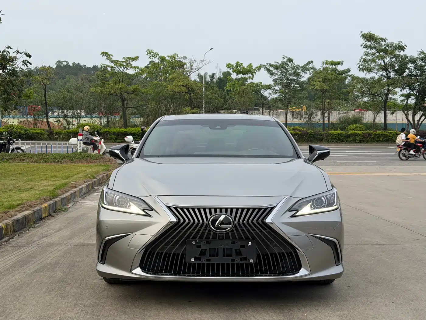 Lexus ES 2018 200 Excellence Edition China V