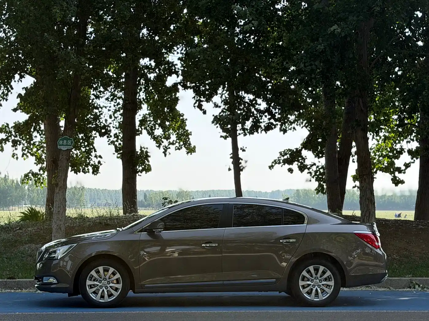 Buick LaCrosse 2013 2.4L SIDI Elite Comfort фото 3
