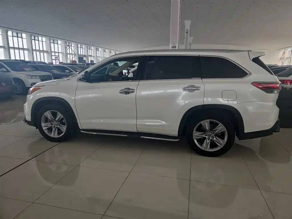 Toyota Highlander 2015 2.0T AWD Luxury Edition 7-seater фото 11