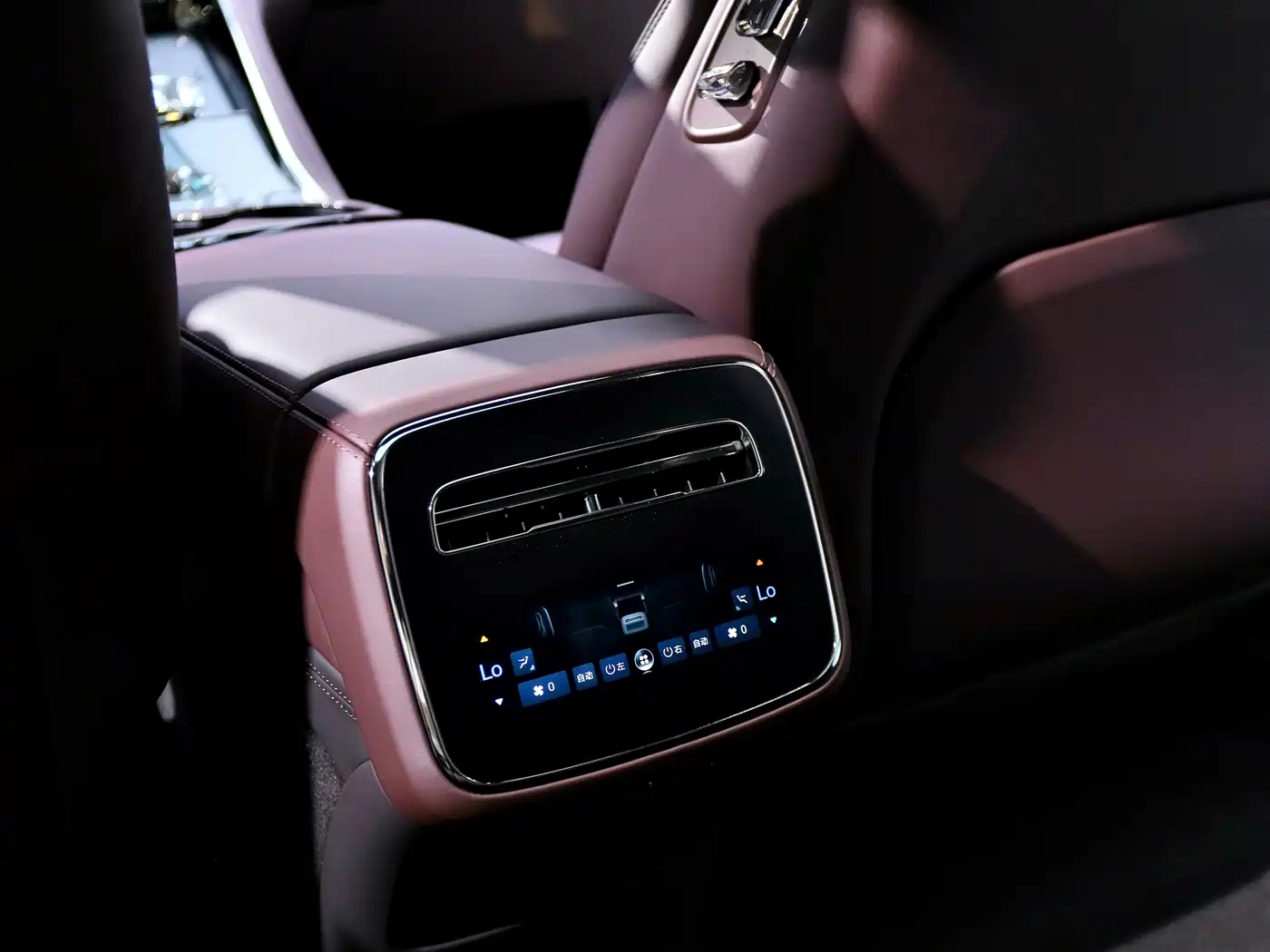 Denza Z9GT 2026 2024 Model 1100 AWD Max Edition