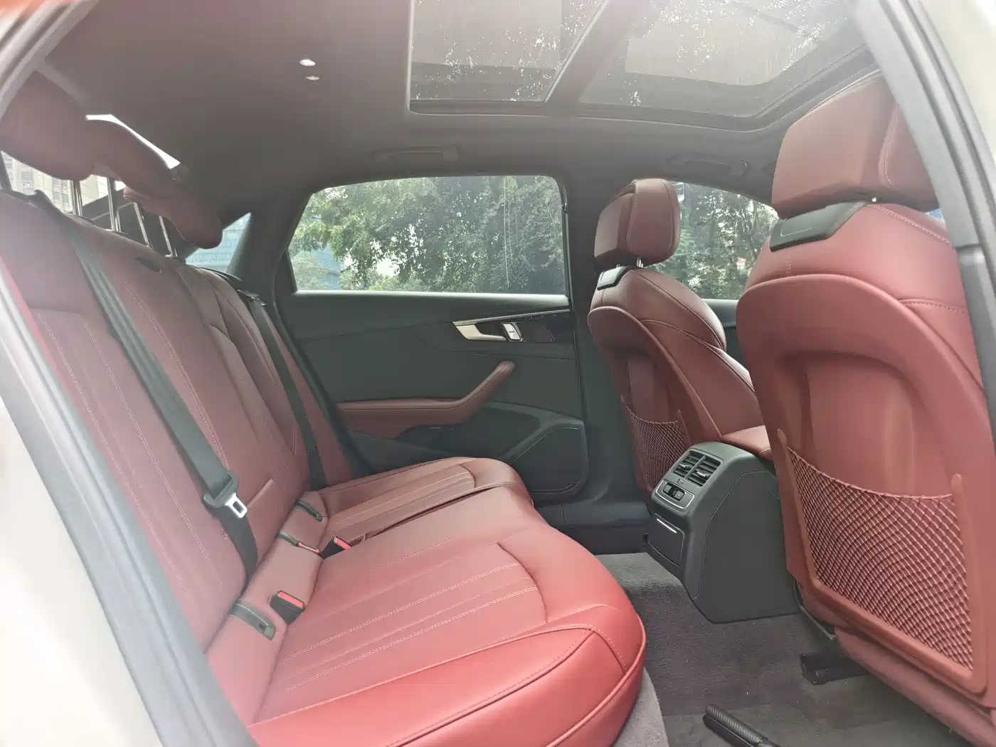 Audi A4L 2025 2024 40 TFSI Luxury Dynamic