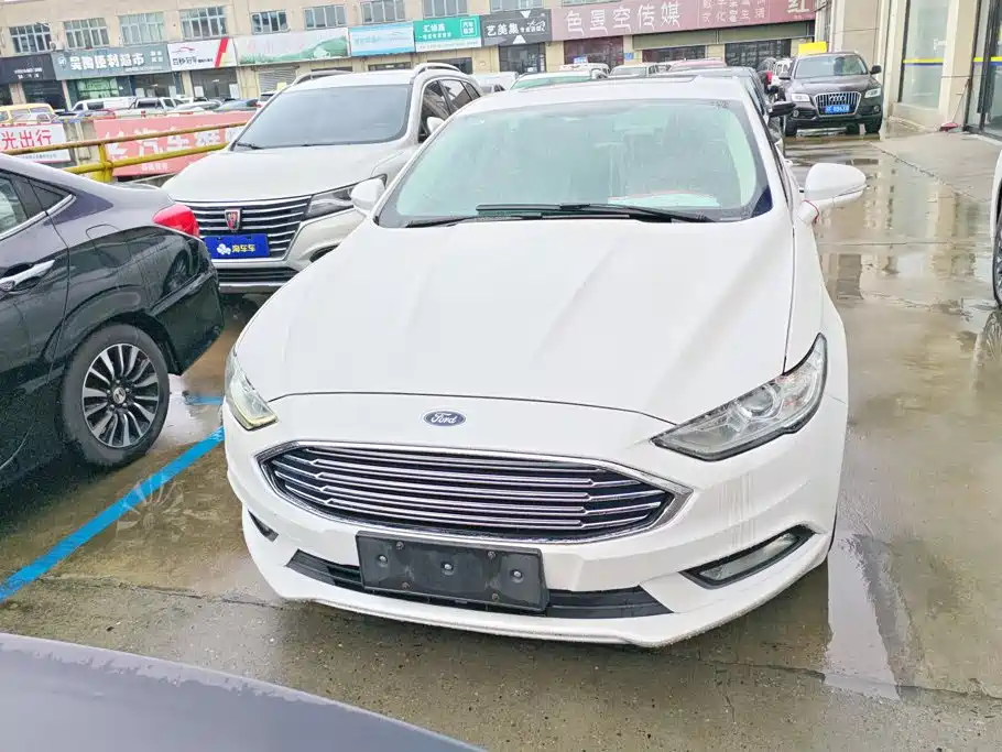 Фото 2 - Ford Mondeo