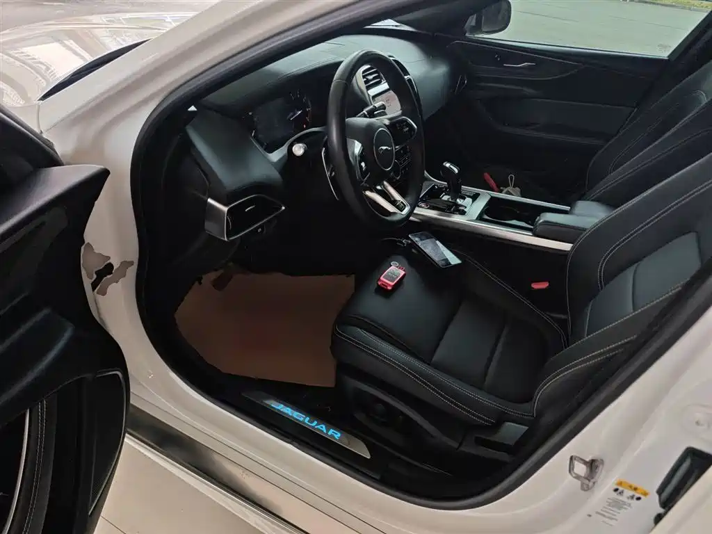 JAGUAR XEL