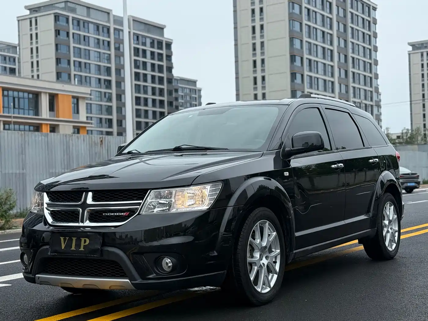 Dodge Journey 2013 Model 2.4L 2WD Premium Edition
