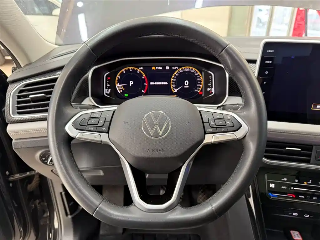Volkswagen Tayron 2023 280TSI 2WD Luxury Plus Advanced Edition фото 11
