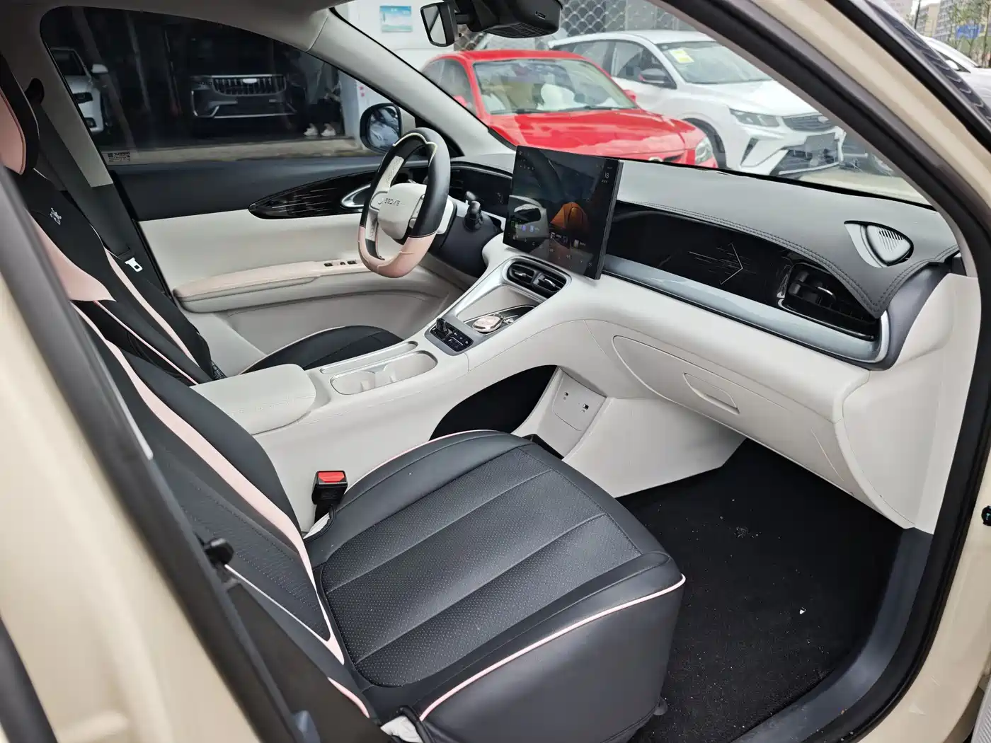 Geely Galaxy Starry Wish 2026 Model 310km Dream Edition фото 11