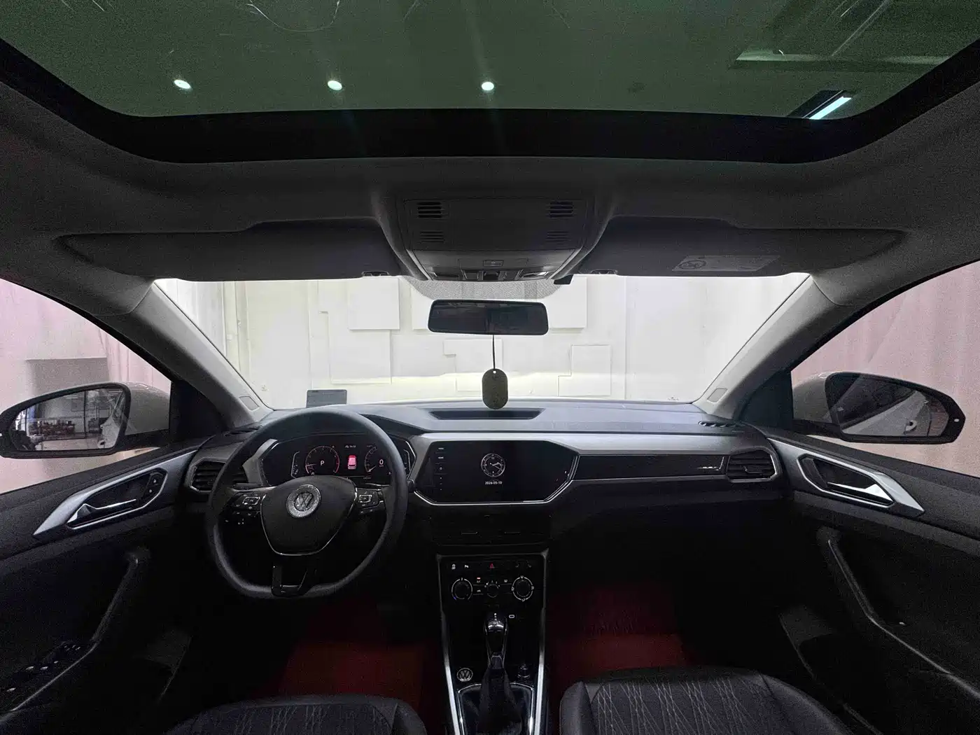Volkswagen T-Cross 2022 280TSI DSG Comfort Edition фото 16