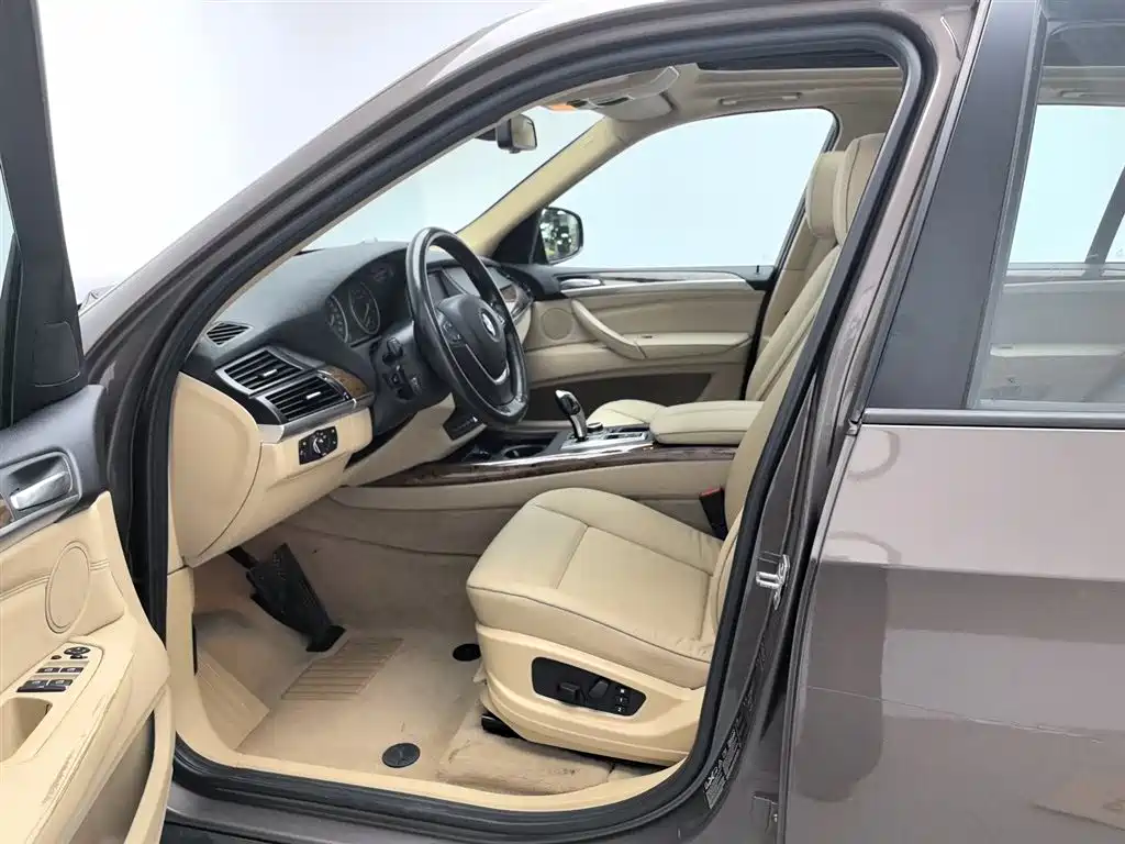 BMW X5 (Import) 2013 xDrive35i Luxury фото 10