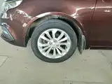 Фото 23 - Geely Vision
