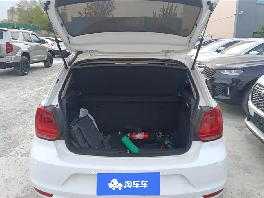 Volkswagen Polo 2018 1.5L Auto Safe Drive фото 4