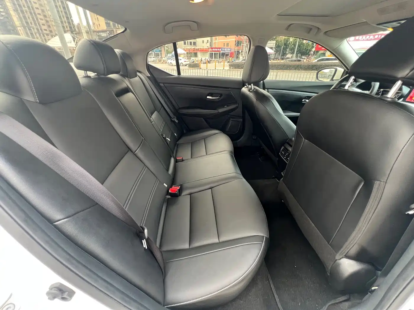Nissan SYLPHY, миниатюра 4