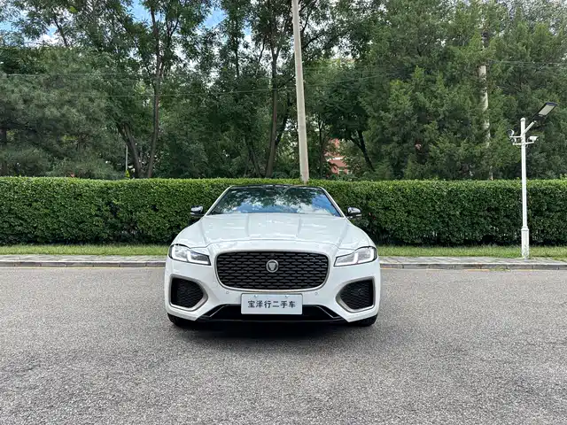 Jaguar XFL 2024 2.0T P300 AWD Flagship Sport Gilded Edition — фото 2