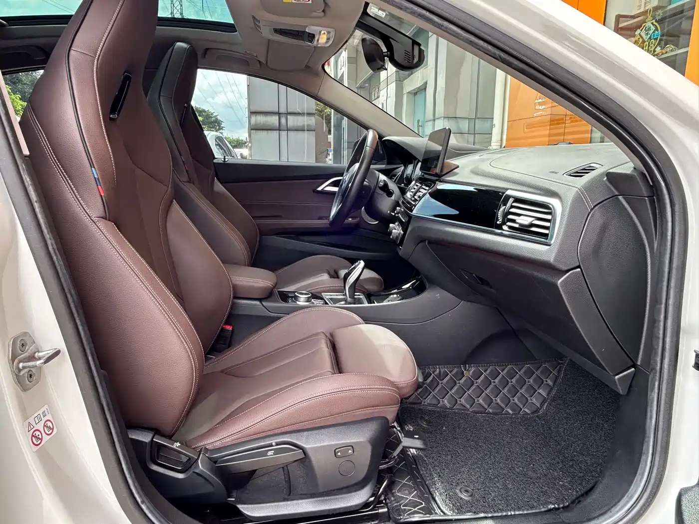BMW 1 Series 2021 Facelift 125i M Sport Shadow Edition фото 11