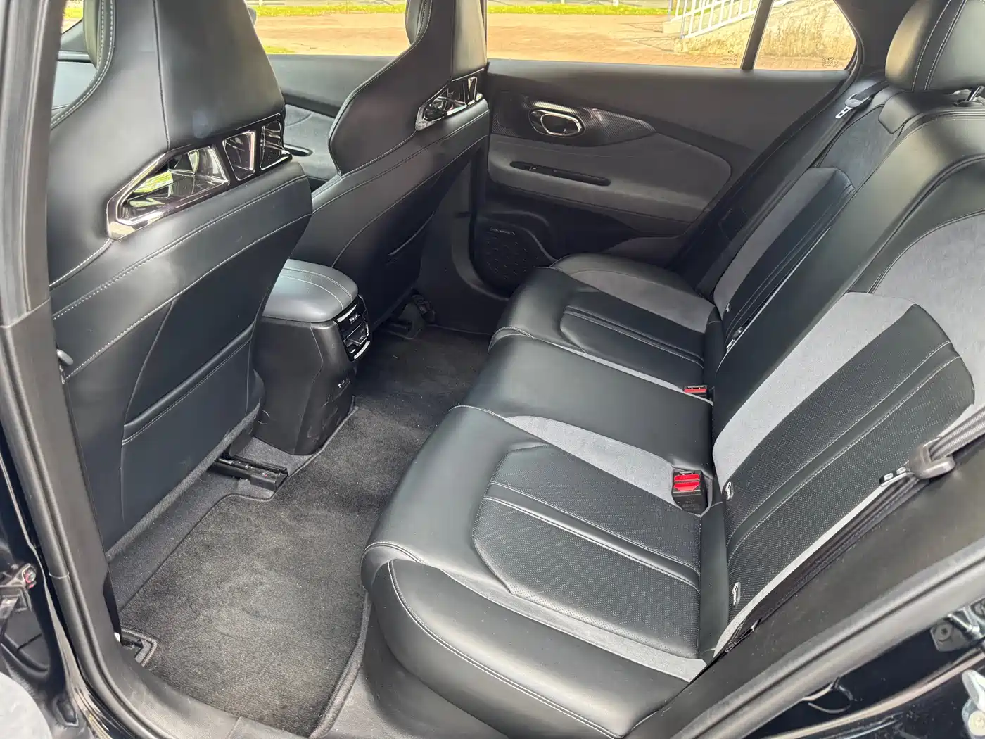 GAC Trumpchi Trumpchi Emkoo 2024 2023 400T Automatic R PRO