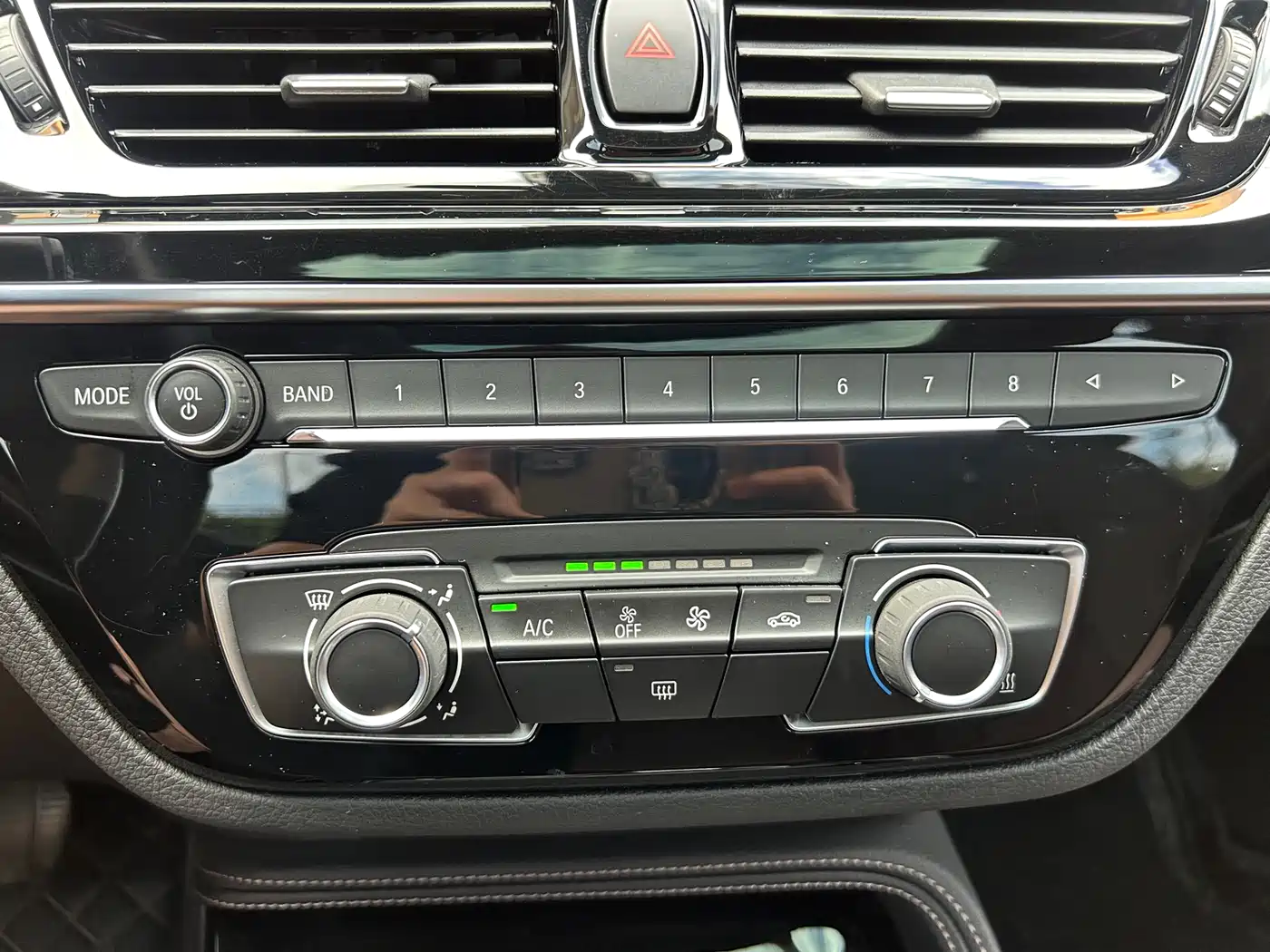 BMW 1 Series 2021 Facelift 125i M Sport Shadow Edition фото 33