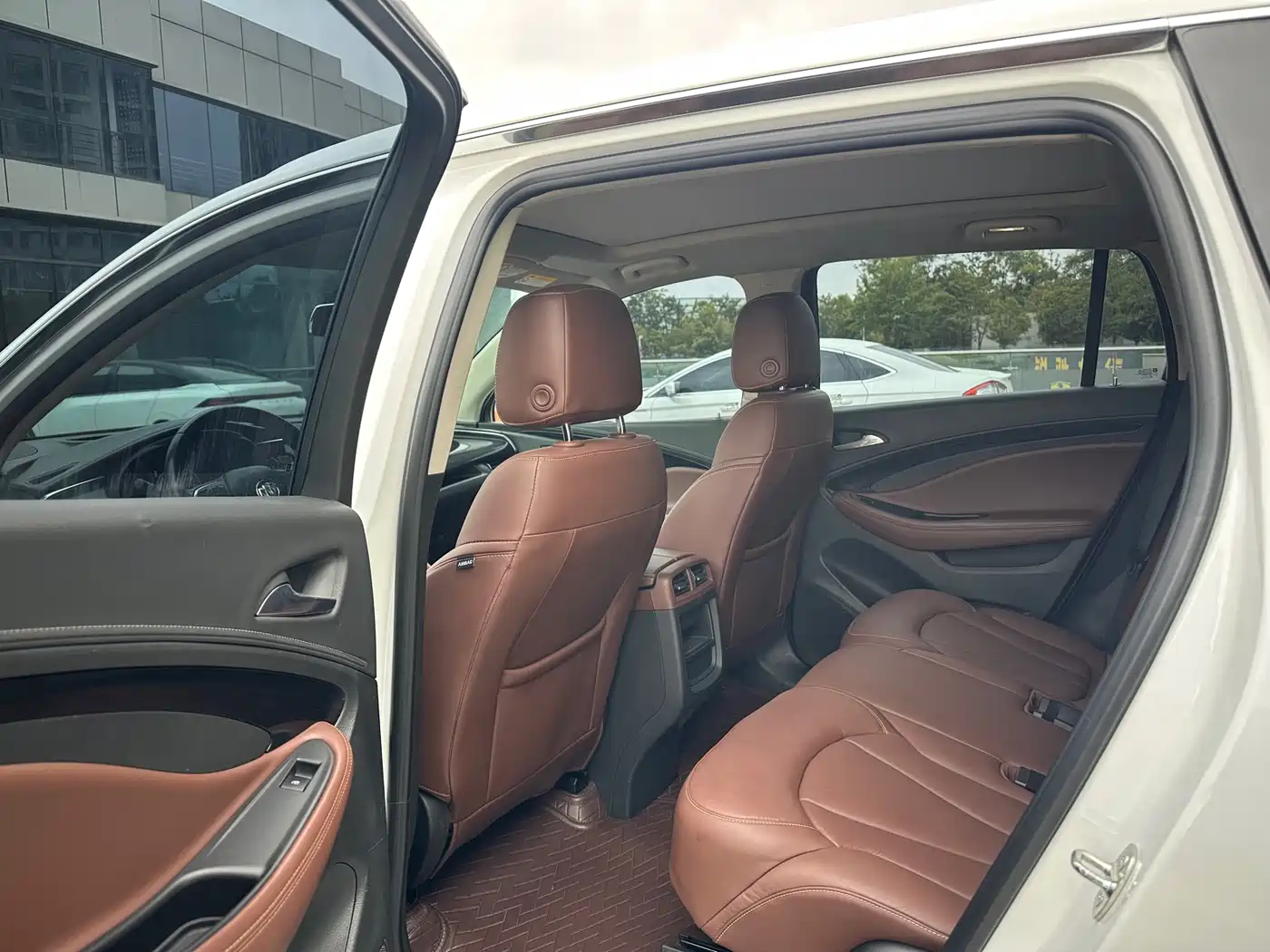 Buick Envision Plus 2018 28T 4WD Luxury фото 5