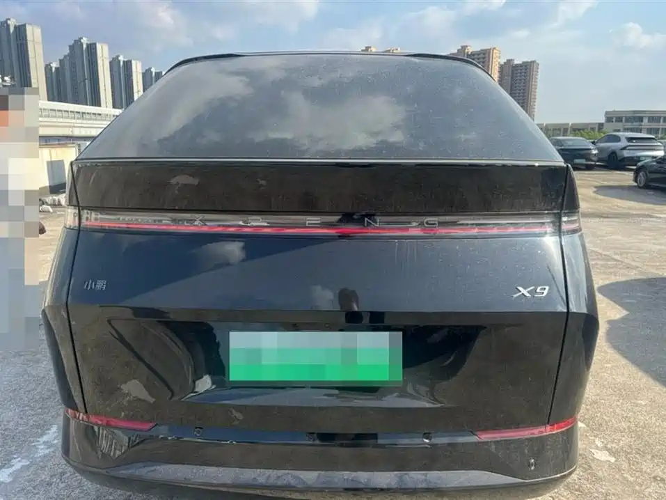 XIAOPENG X9