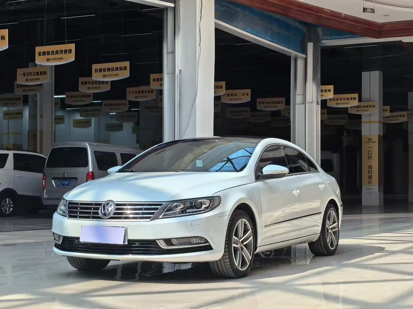 Volkswagen FAW-Volkswagen CC 2016 Model 1.8TSI Premium