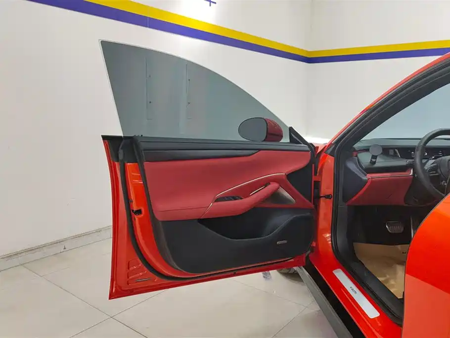 XIAOMI CAR XIAOMI SU7