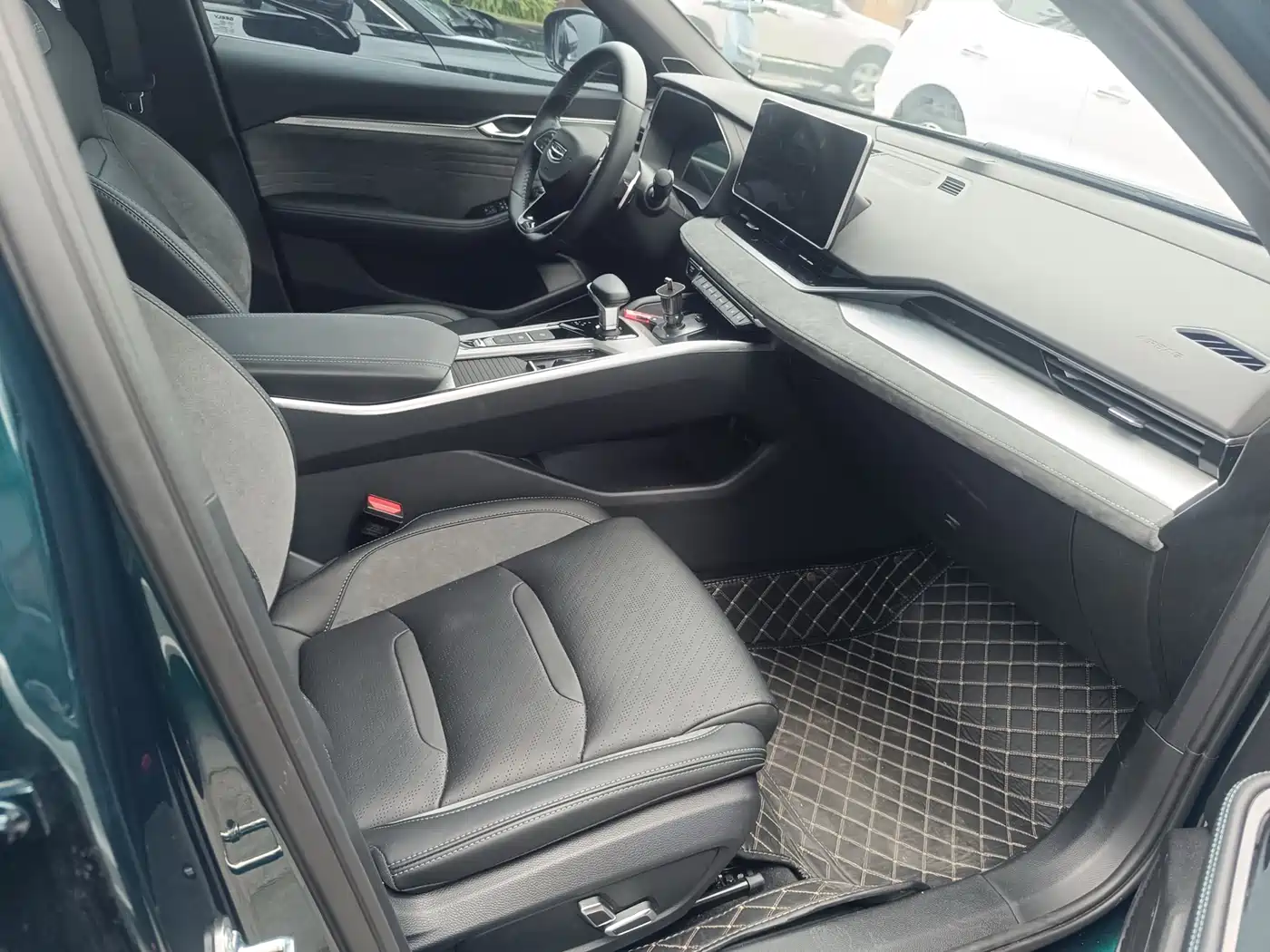 GEELY AUTOMOBILE XINGRUI