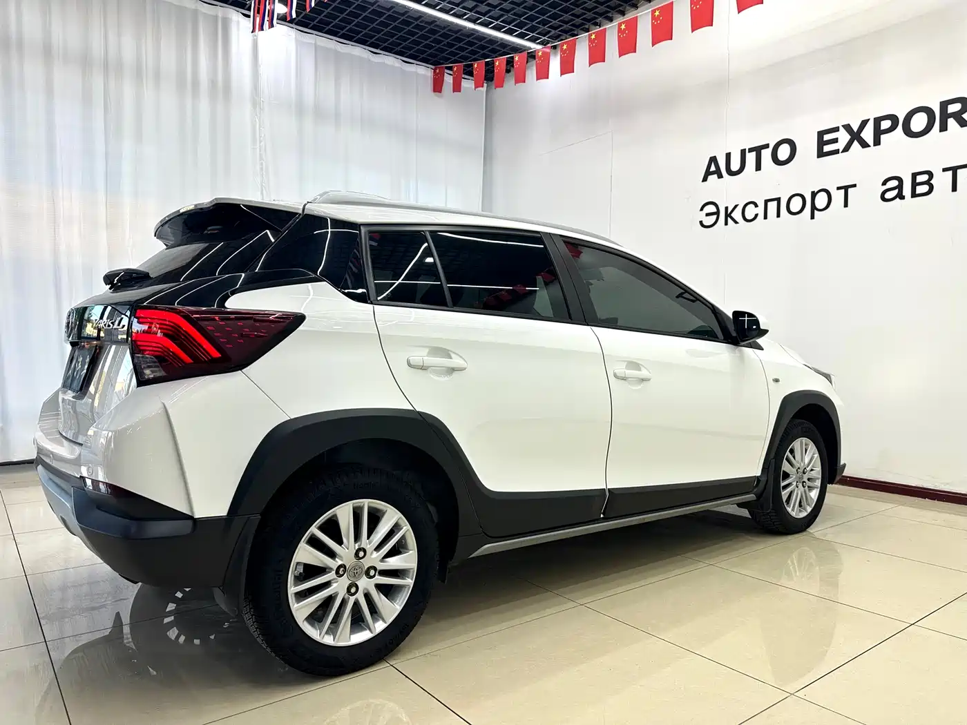 Toyota YARiS L Zhi Xuan 2022 Zhi Xuan X 1.5L CVT Luxury PLUS Edition фото 4