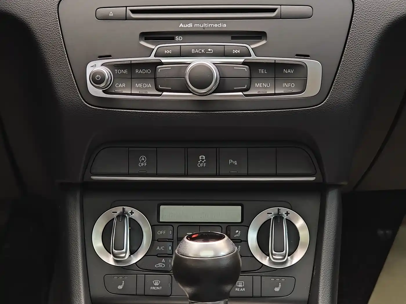 Audi Q3 2015 35 TFSI Comfort фото 16