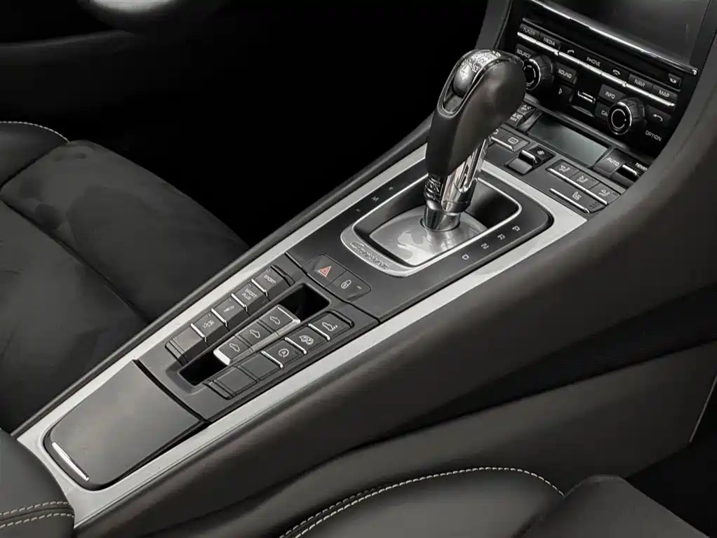 Porsche 911 2012 Carrera S 3.8L фото 12