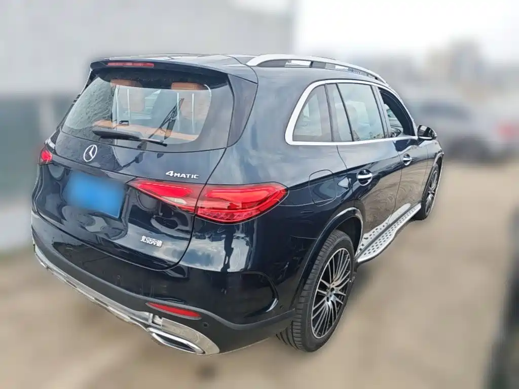 Фото 10 - Mercedes-Benz GLC