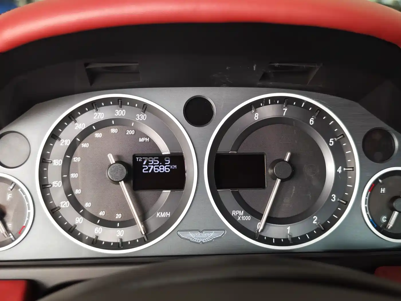 Aston Martin DBS 2010 2009 6.0 Touchtronic Coupe
