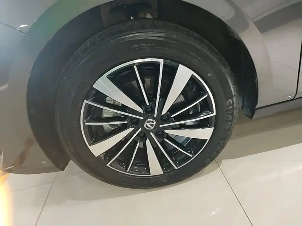 Changan Eado PHEV 2025 2025 Smart New Blue Whale 145KM Battleship Edition