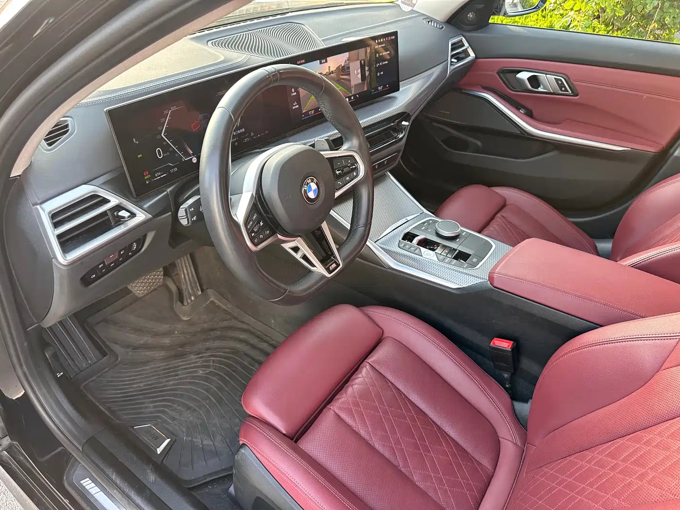 BMW 3 Series 2025 330Li M Sport Night Edition фото 5