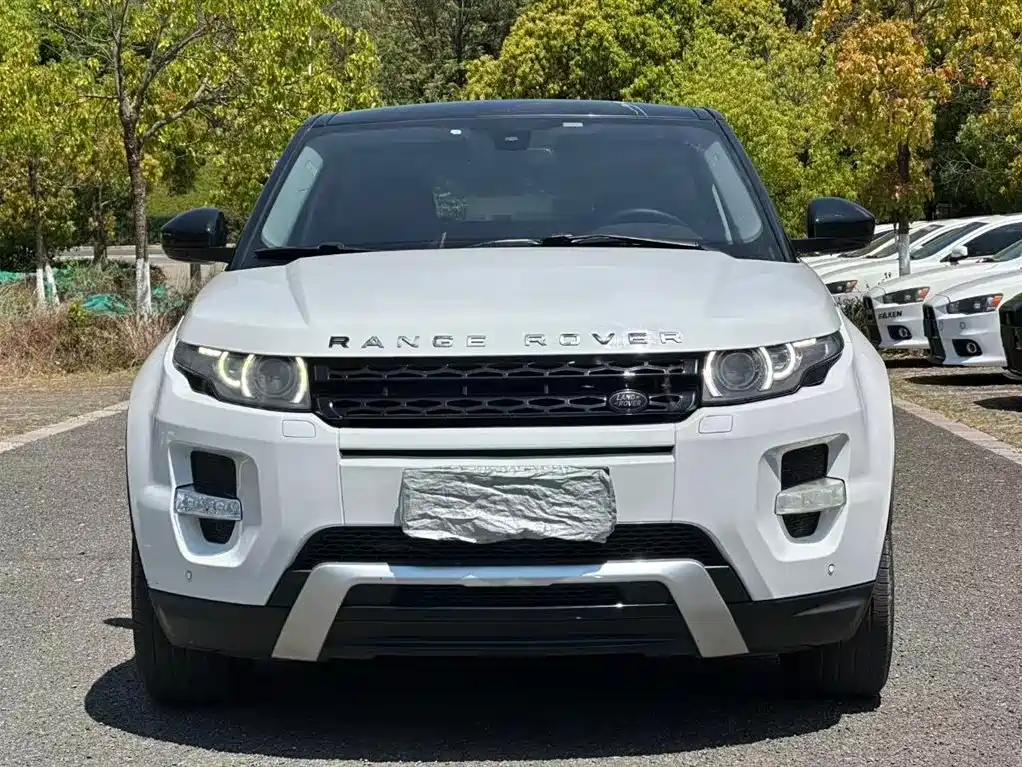 Land Rover Range Rover Evoque (Import) 2015 2.0T 5-door Dynamic Edition фото 2