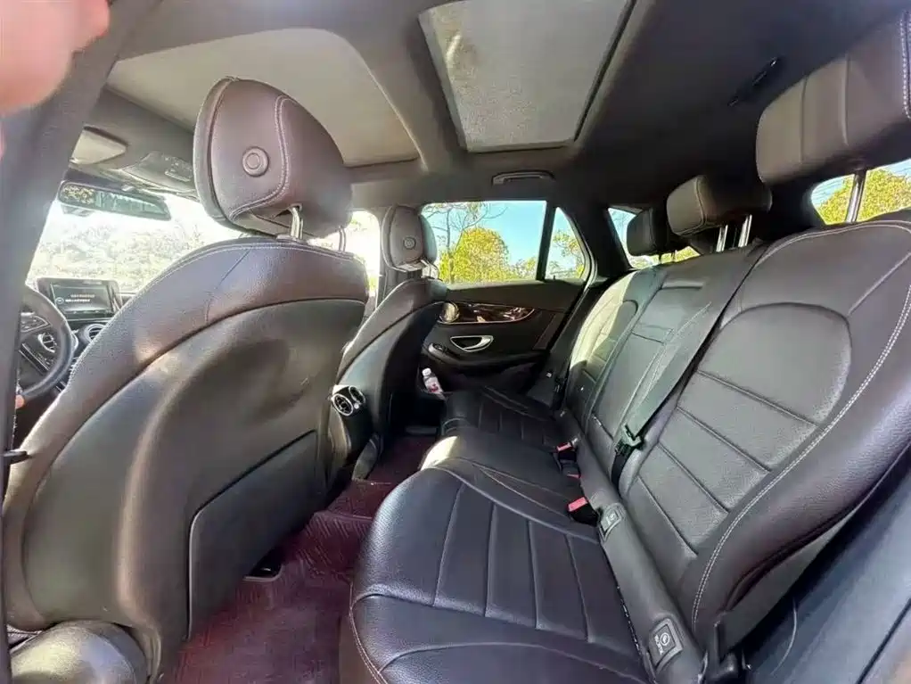 Mercedes-Benz GLC 2016 GLC 260 4MATIC Luxury фото 5
