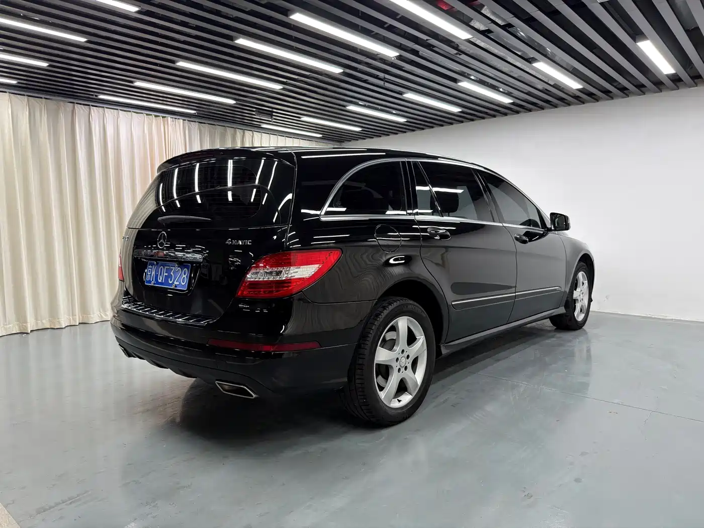 Mercedes-Benz R-Class 2015 R 320 4MATIC Luxury фото 17