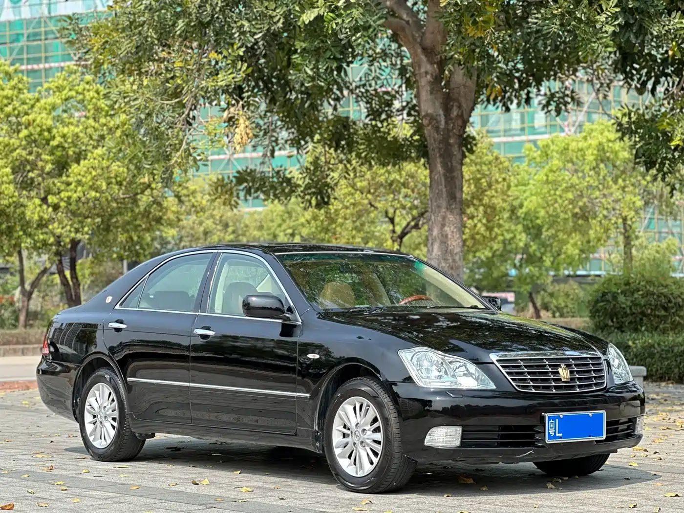 Toyota Crown 2007 2.5L Royal Navigation Edition фото 3