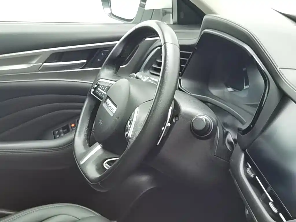 Фото 22 - Haval F7