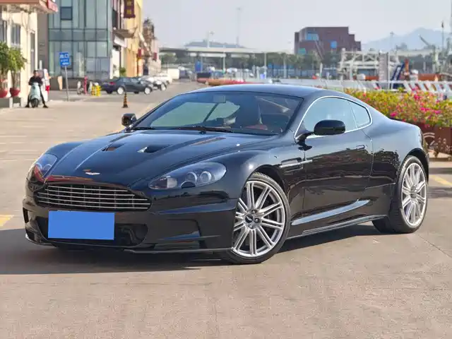  Aston Martin Aston Martin DBS 2009 6.0 Touchtronic Coupe