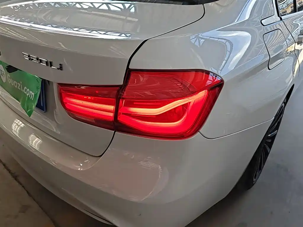 BMW 3 Series 2018 320Li Fashion Style фото 8