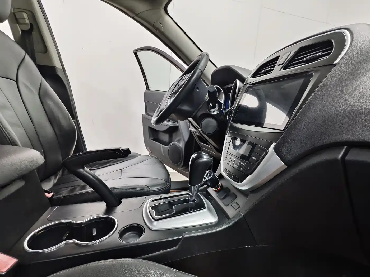GAC Trumpchi Trumpchi GS5 2014 2.0L Auto 2WD Anniversary Value Edition фото 15