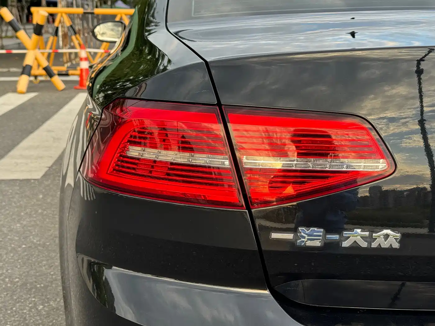 Volkswagen Magotan 2019 330TSI DSG Luxury Class China VI фото 22