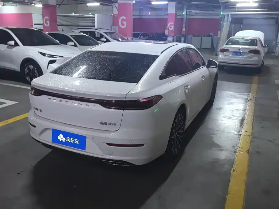 2025 Besturn B70